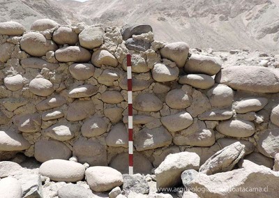 Muro-de-piedra-con-argamasa